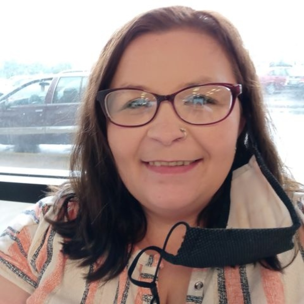 Meet your Posher, Rebecca